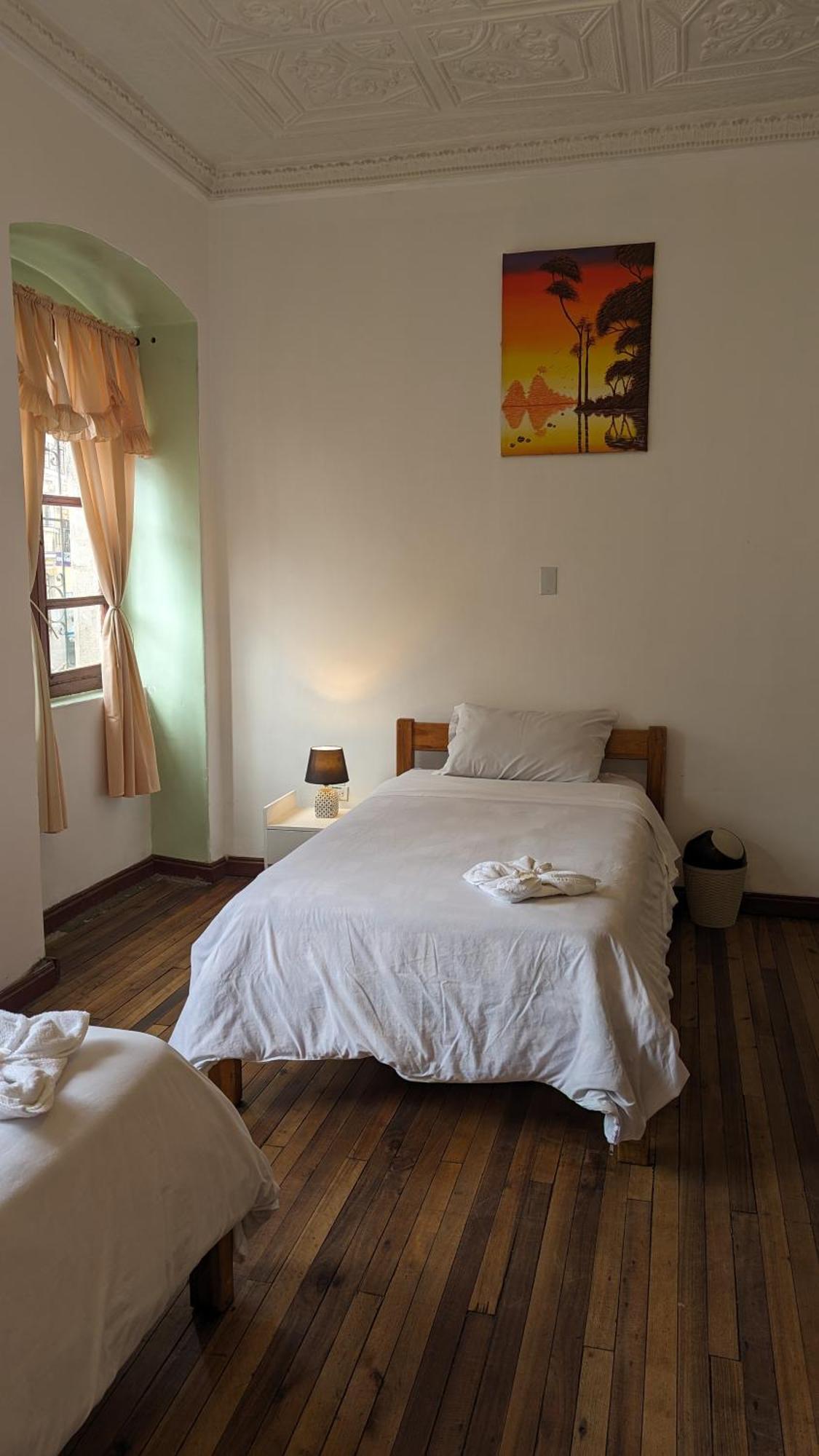 Hotel Vibes Aurik Quito Habitación foto