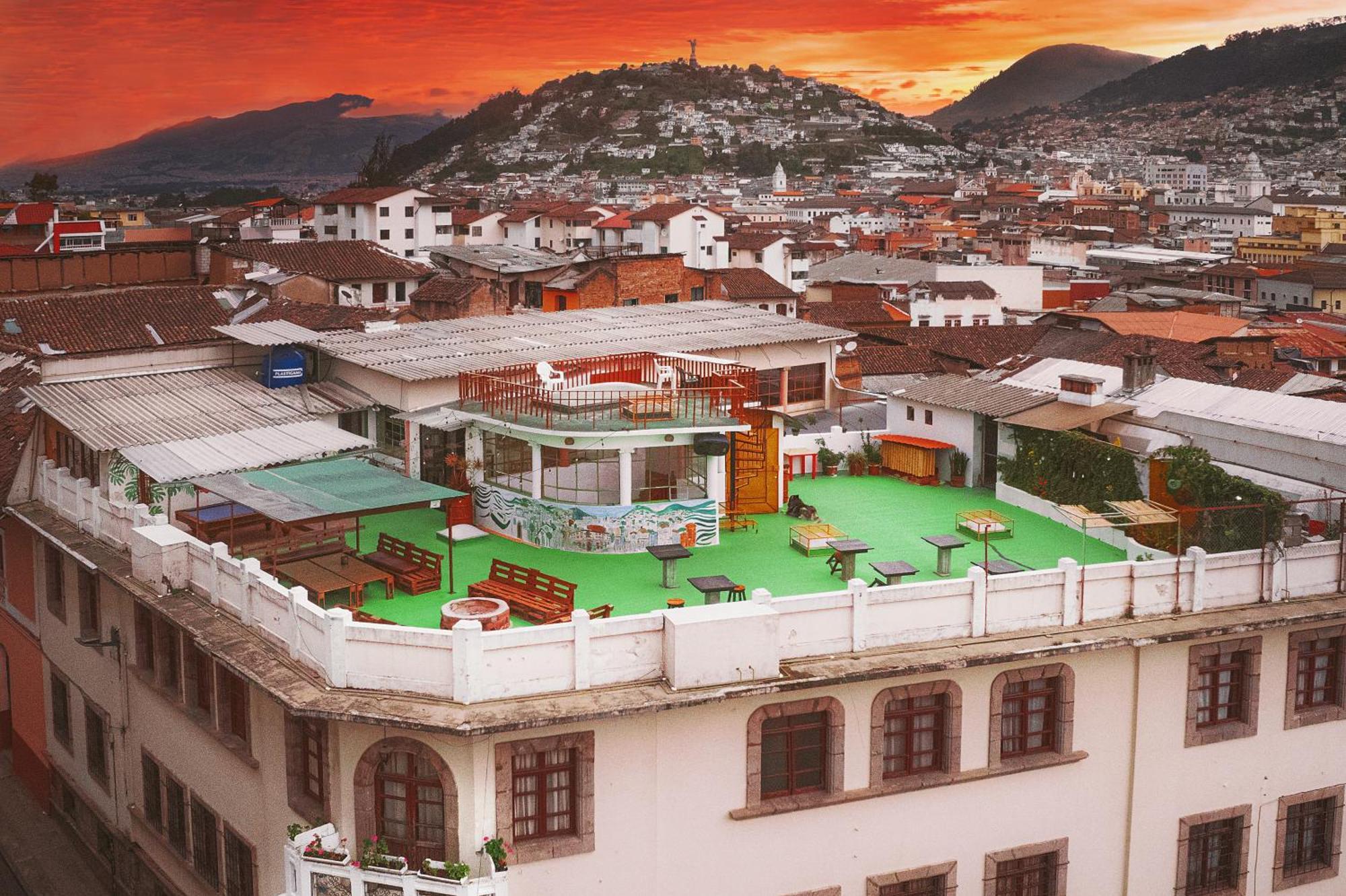 Hotel Vibes Aurik Quito Exterior foto
